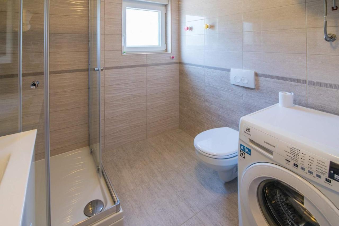 Apartman Zoe Врбник Екстер'єр фото